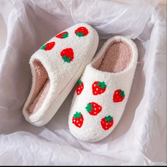 Strawberry Super Soft House Shoes  😍 - Picture 6 of 7